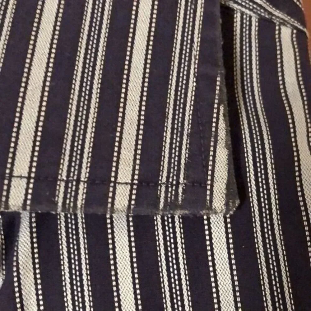 Banana Republic Blue Striped Small 14 - 14 1/2 100% Cotton Long Sleeve Shirt‎
